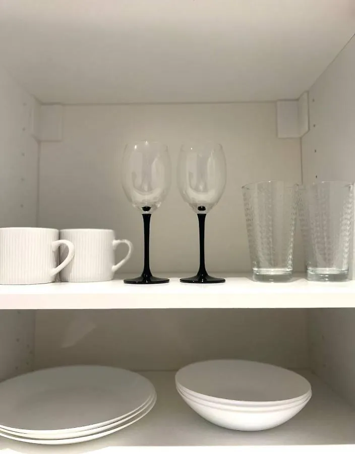 Apartment Solidarnosci, Metro, Wi-Fi, Tv, Youtube - By Hik Apartments Warsaw